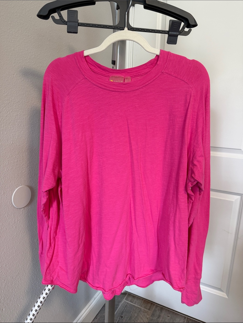 Zella Bright Pink Crewneck Long Sleeve Tee